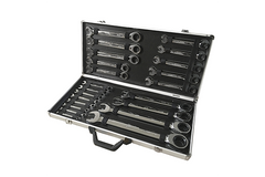 SET DE 22 CHEI COMBINATE CU CLICHET JBM