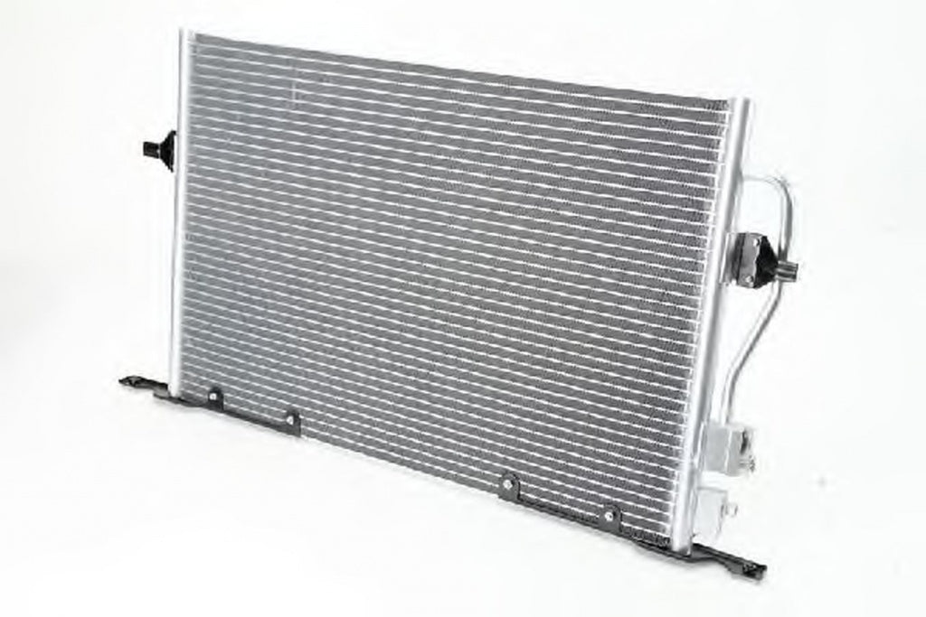 Radiator clima FORD MONDEO II BAP THERMOTEC KTT110069